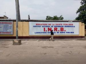 Coronavirus en RDC : les cas confirmés approchent la barre de 500